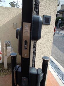 メンテ 電気錠 近江 様邸 豊中 2013 01 20 002