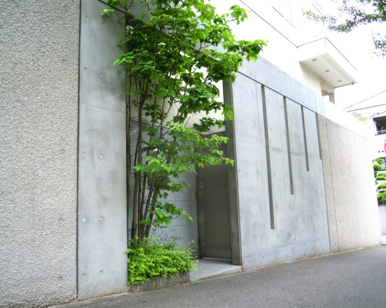 大阪 豊中市 RC擁壁 美装仕上げ プロの職人技 | フジ・エクステリアの庭ブログ!!