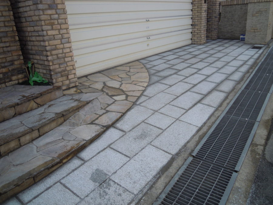 階段の石が割れた　修理　外構工事　大阪