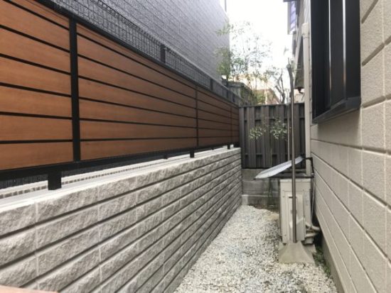 化粧ブロック　太陽エコブロックス　ＳＰホライゾン
フェンス　ＹＫＫ　ルシアスＦ02型　施工例