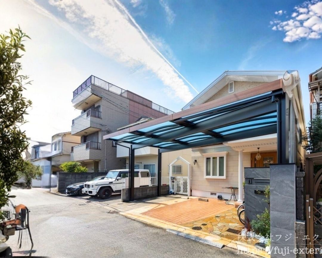 オープン外構三協アルミのＵスタイルアゼストの大阪府の施工実例です。