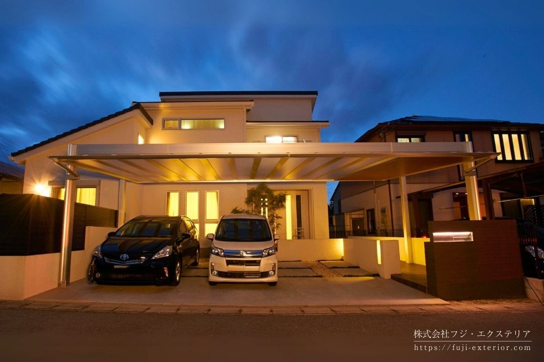 夜の外構を彩るカーポート照明 LIXILアーキフィールドのライティング演出 大阪