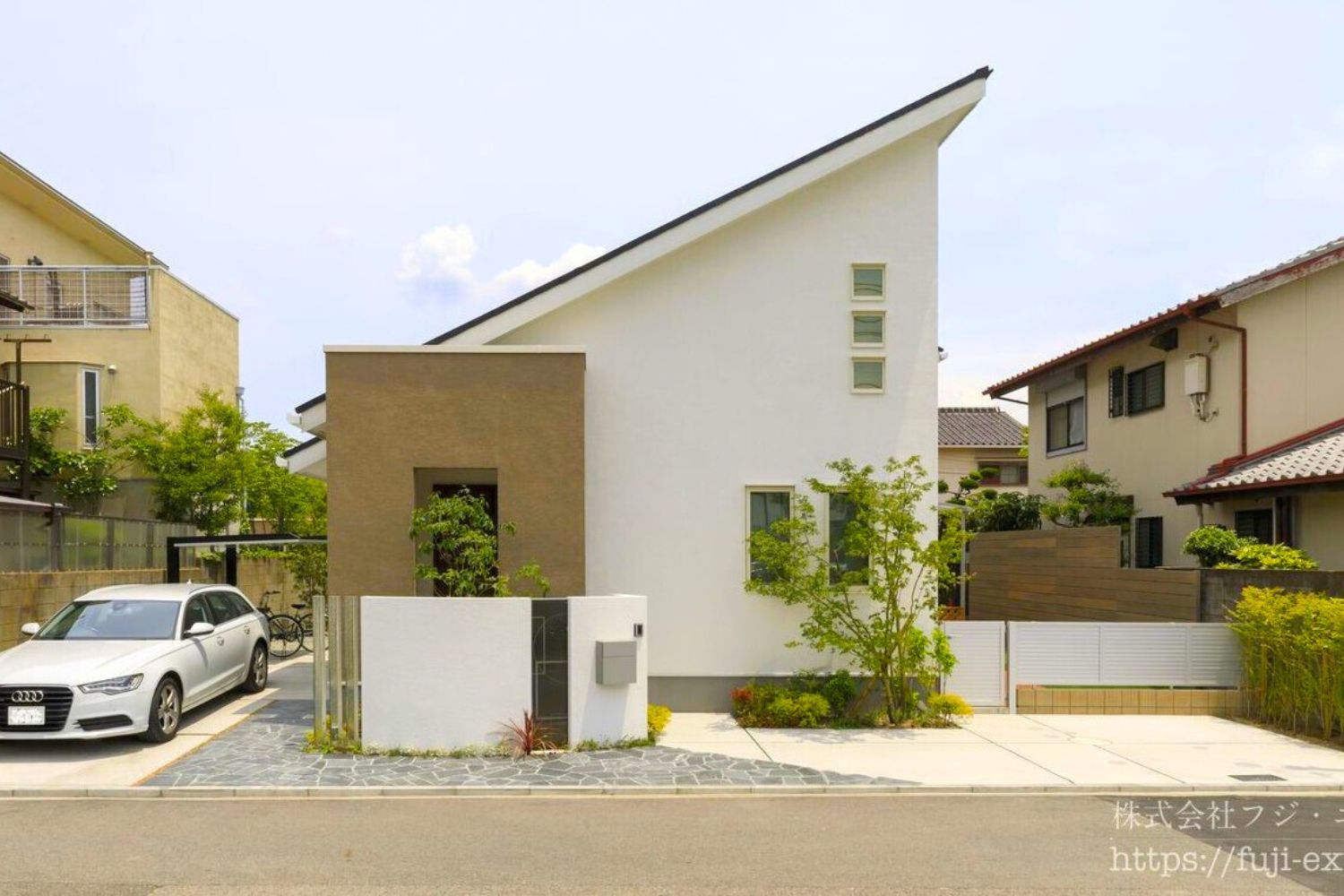 ナチュラルモダンの 三井ホーム 新築一戸建て外構。