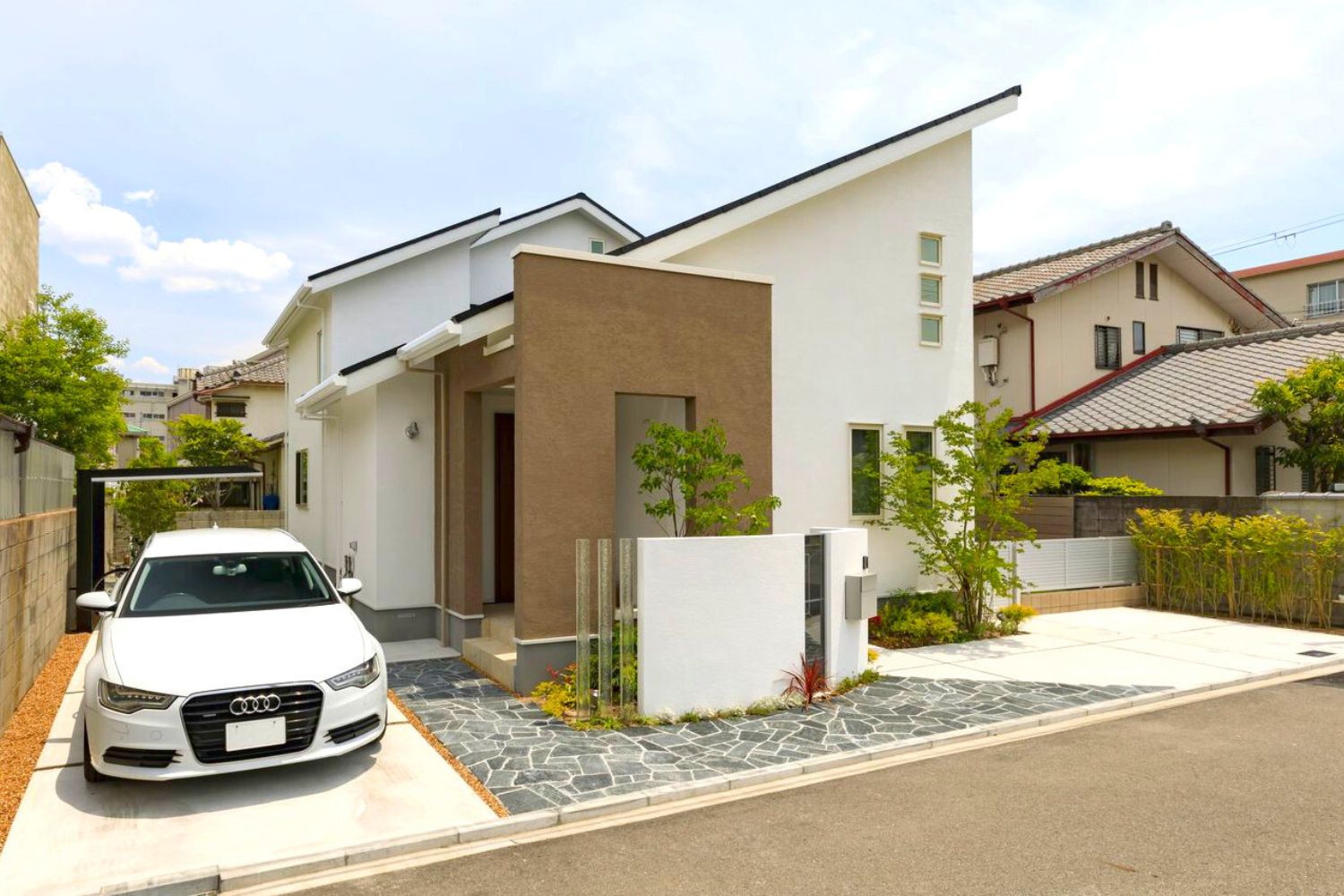 ナチュラルモダンの 三井ホーム 新築一戸建て外構。